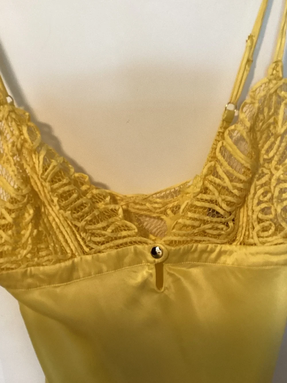 Marjolaine Yellow Lace-Trim Satin Chemise 40 - S